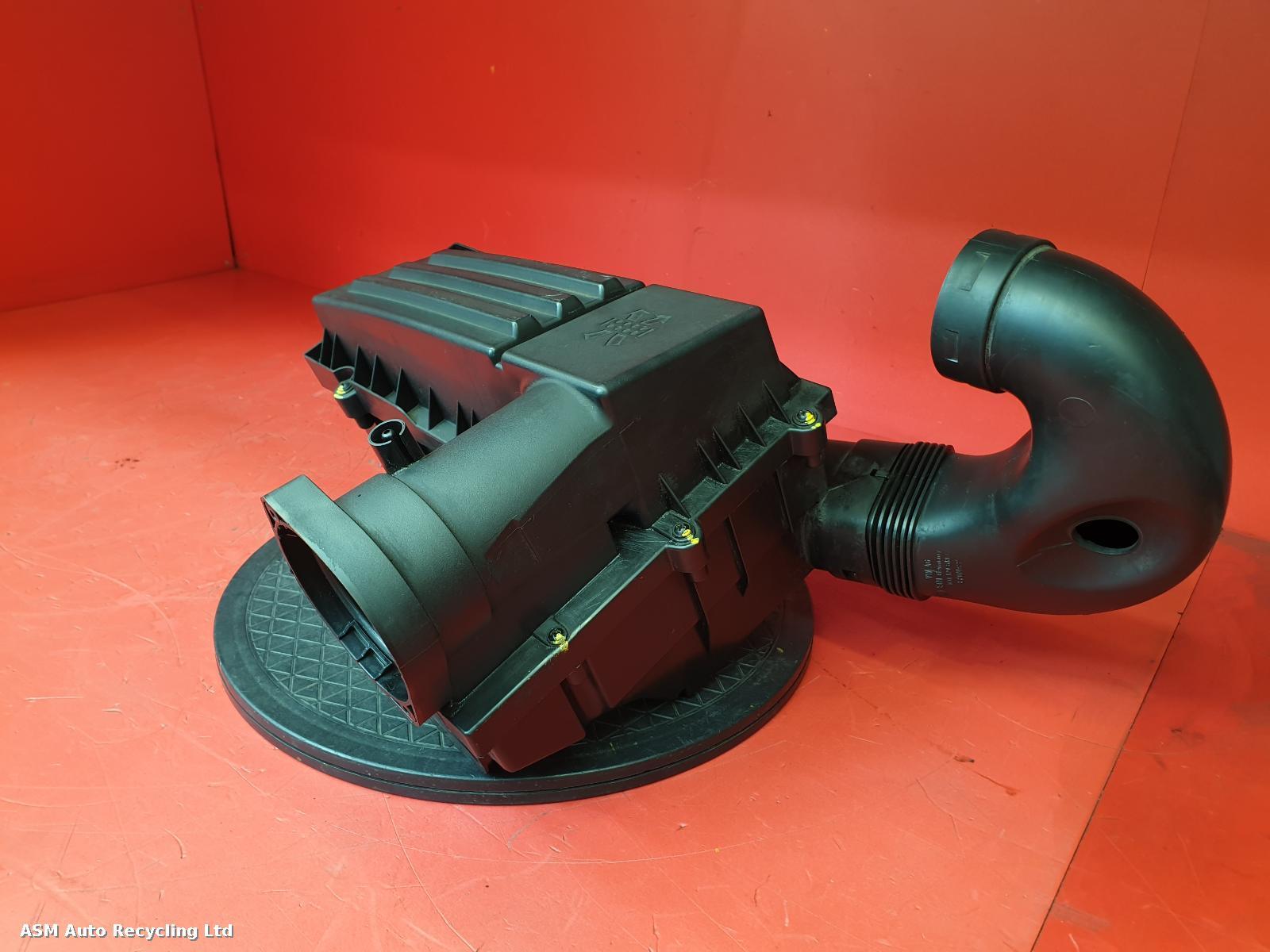 View Auto part Air Cleaner/Box Volkswagen Passat 2008