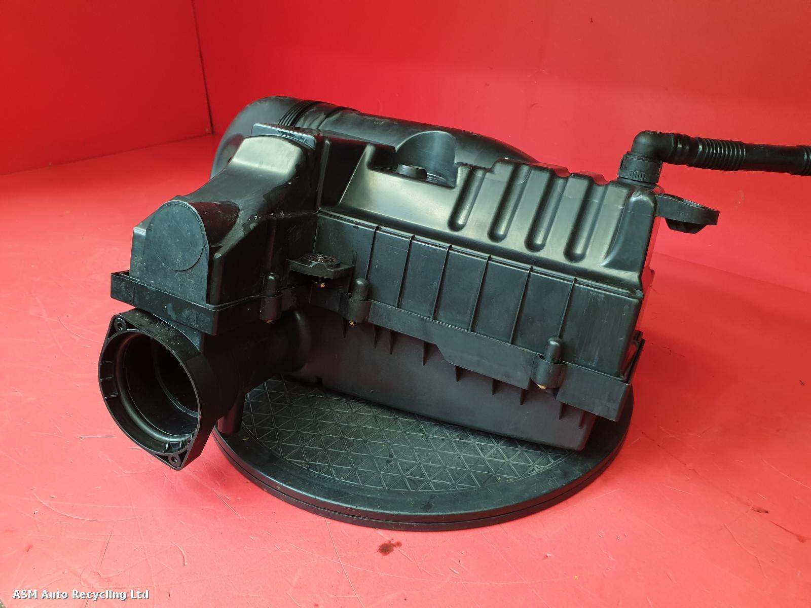 View Auto part Air Cleaner/Box Volkswagen Passat 2008