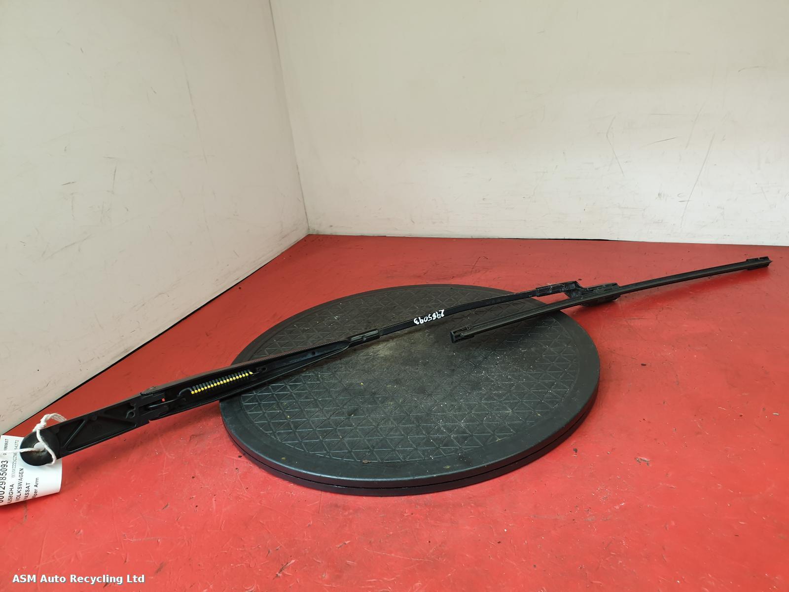View Auto part Wiper Arm Volkswagen Passat 2008