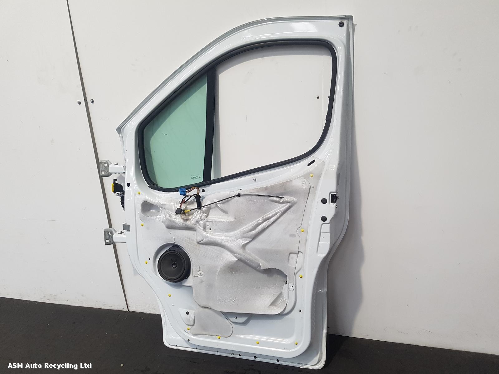 View Auto part R Front Door Renault Trafic 2012