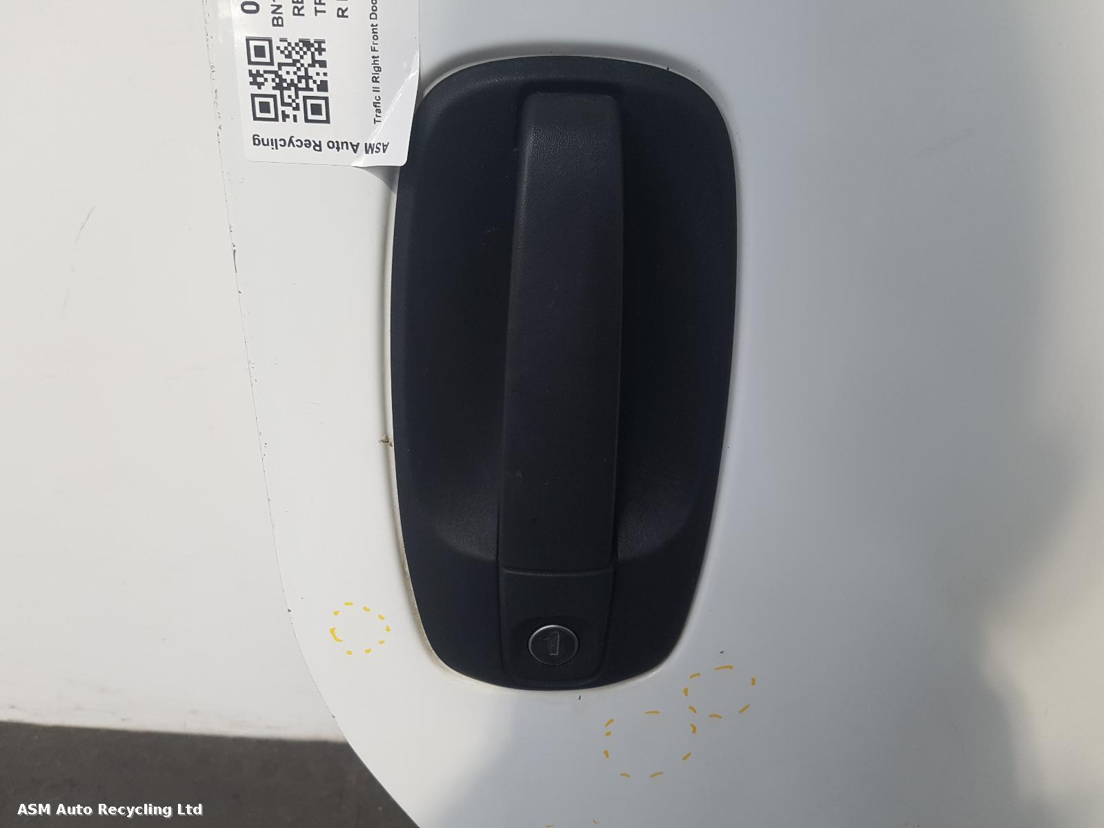 View Auto part R Front Door Renault Trafic 2012