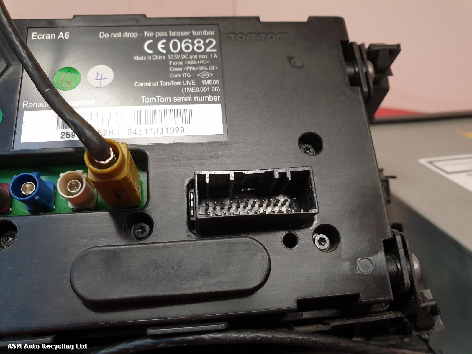 View Auto part Sat Nav Unit Renault Trafic 2012