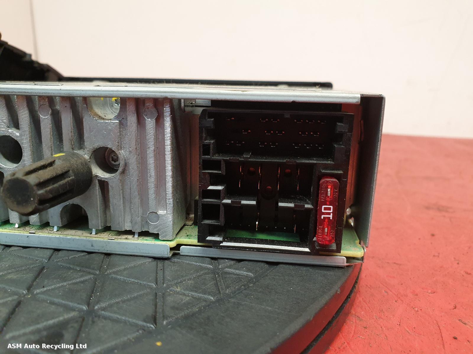 View Auto part Sat Nav Unit Renault Trafic 2012