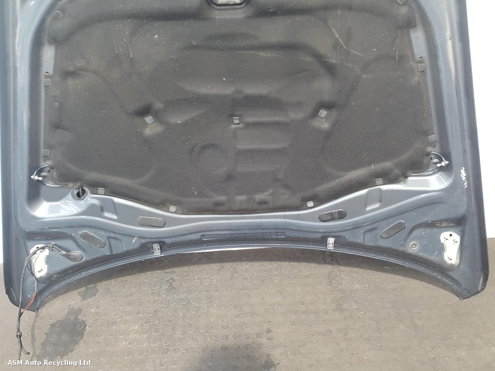 View Auto part Bonnet Volkswagen Touareg 2005