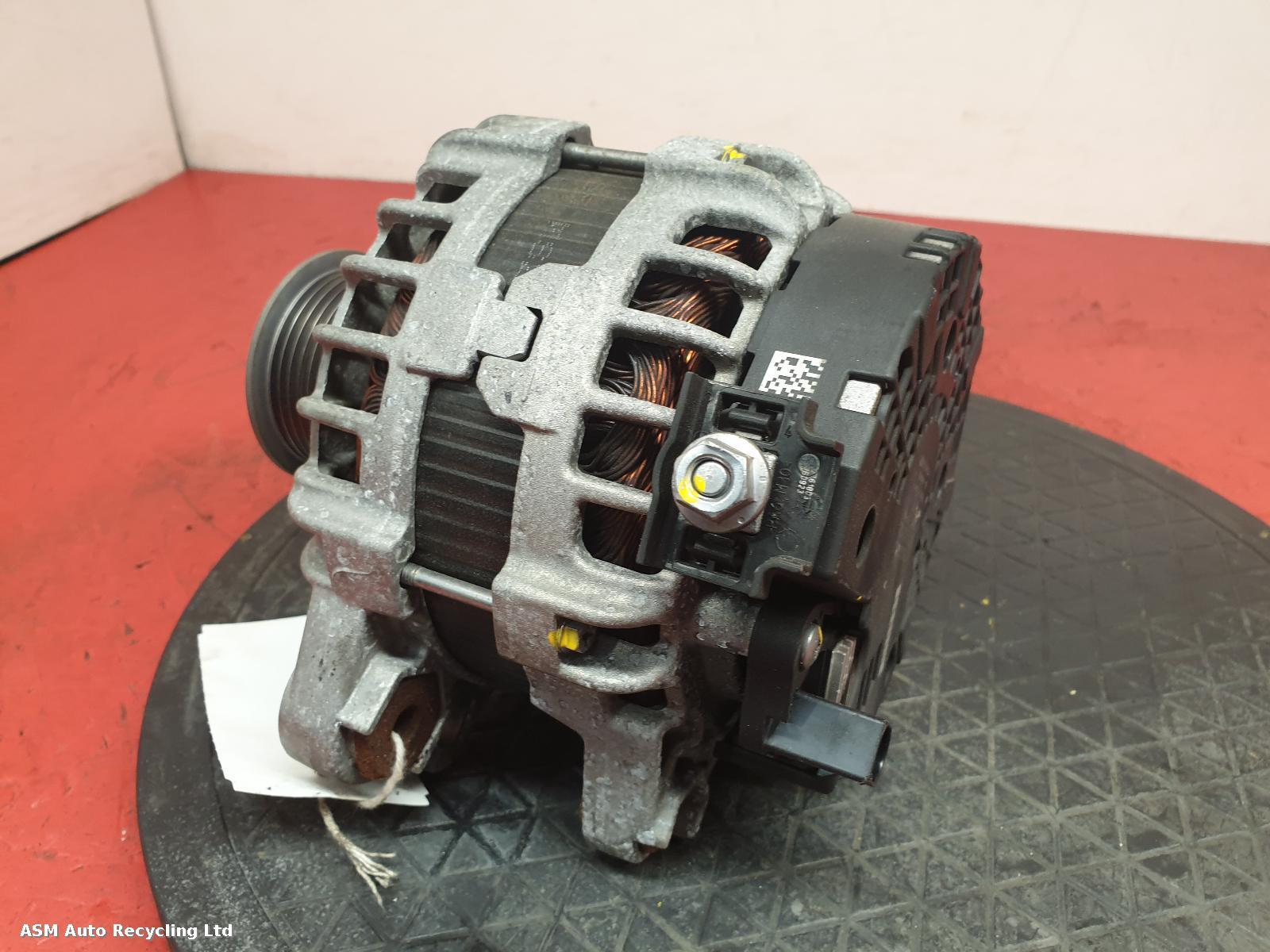 View Auto part Alternator Volvo V90 2019