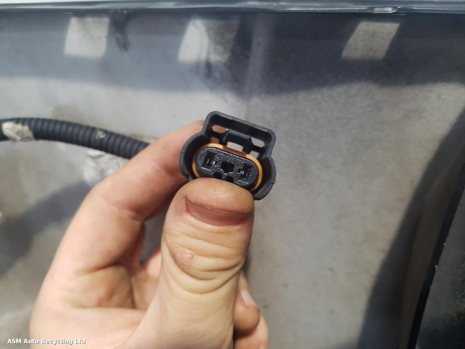 View Auto part Front Bumper Vauxhall Zafira 2012