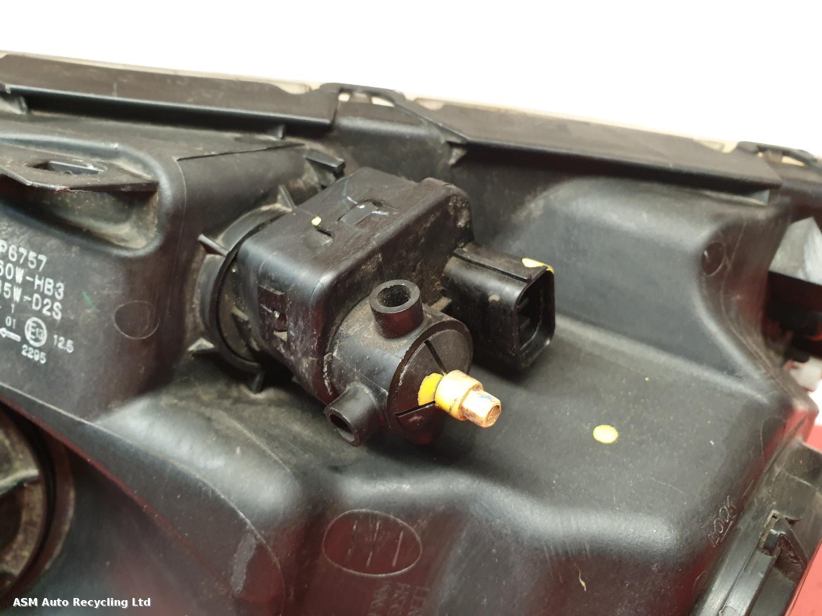 View Auto part R Headlamp Honda Crv 2010