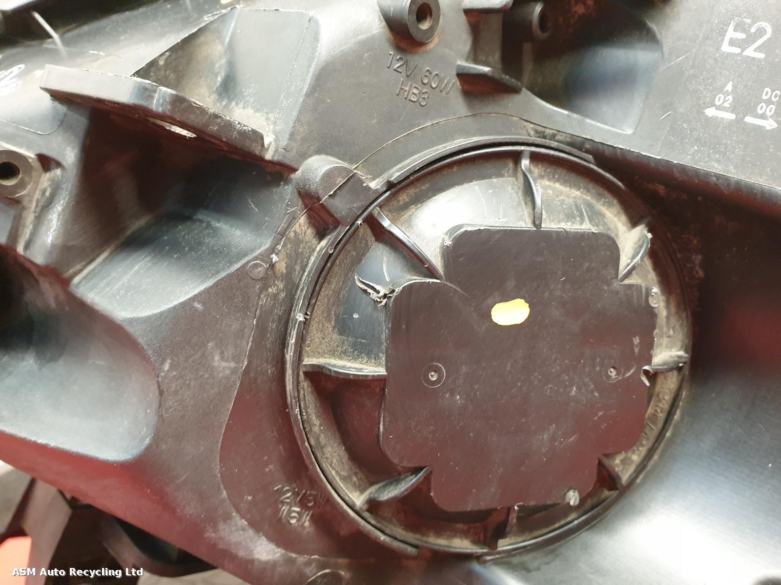 View Auto part R Headlamp Honda Crv 2010