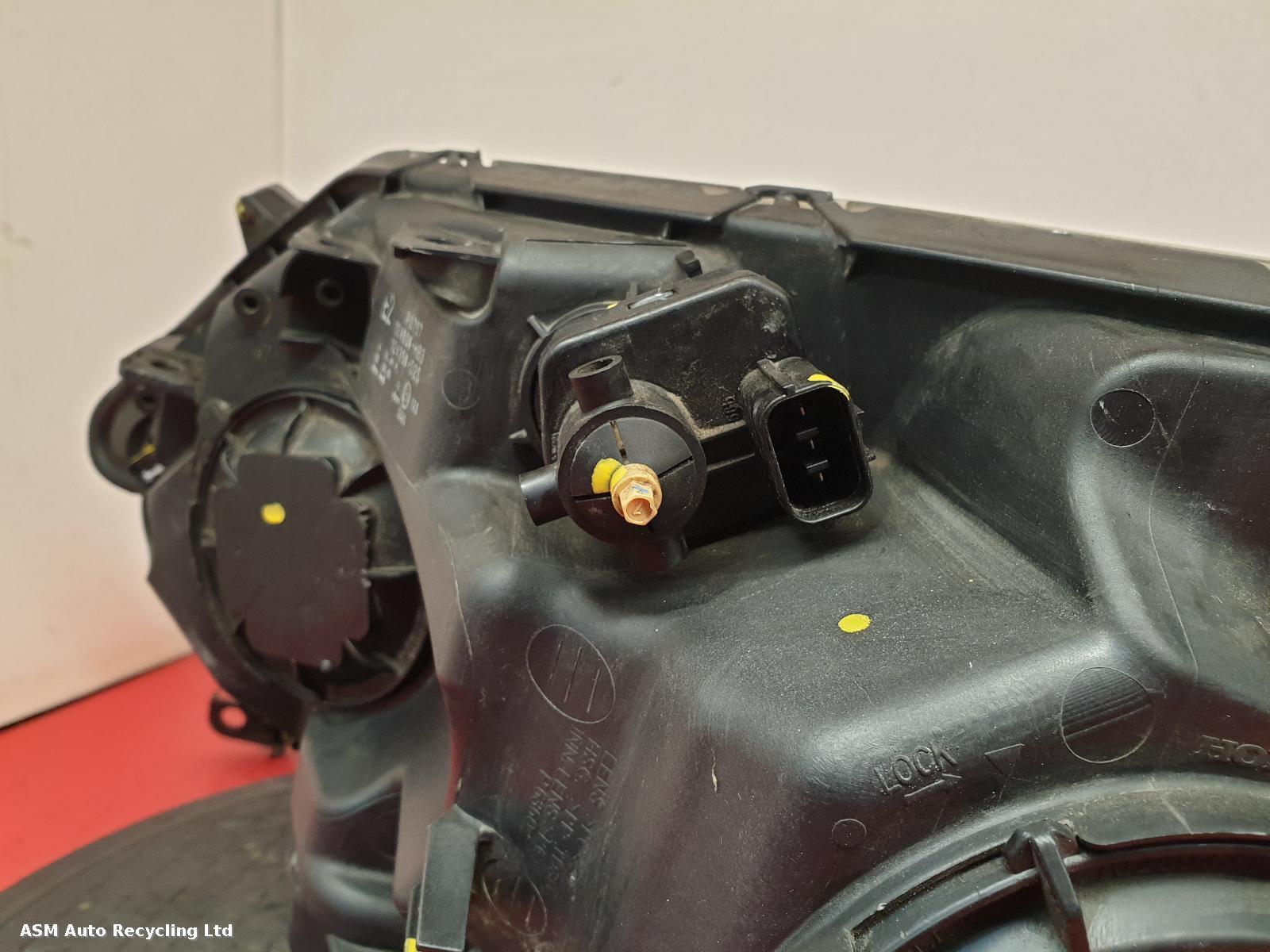 View Auto part R Headlamp Honda Crv 2010
