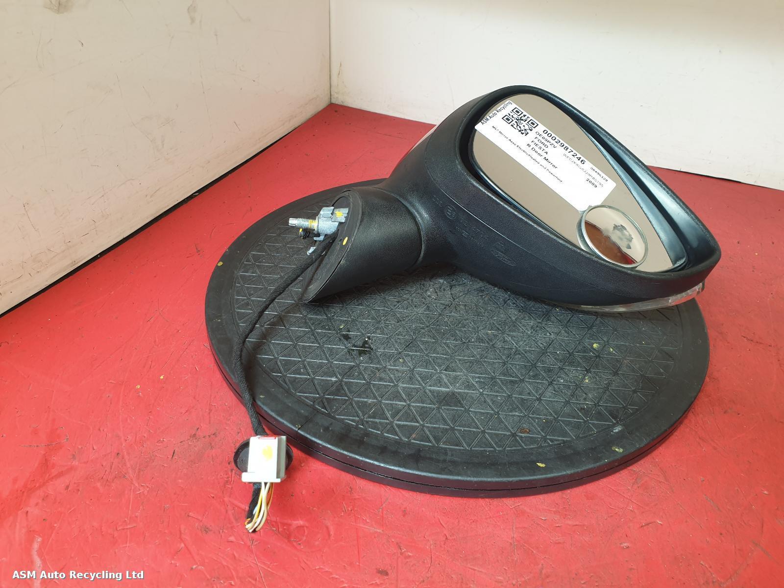 View Auto part R Door Mirror Ford Fiesta 2009