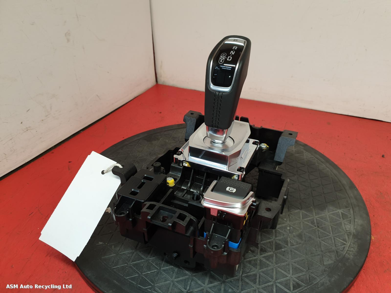 View Auto part Gear Stick/Shifter Jaguar F Type 2020