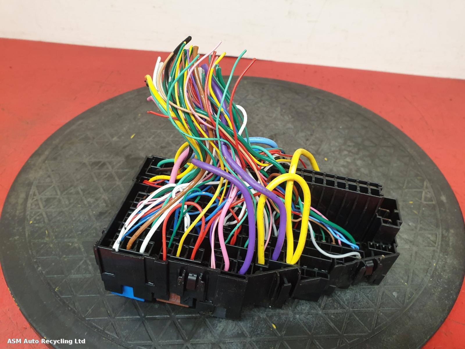 View Auto part Fuse Box Honda Jazz 2021