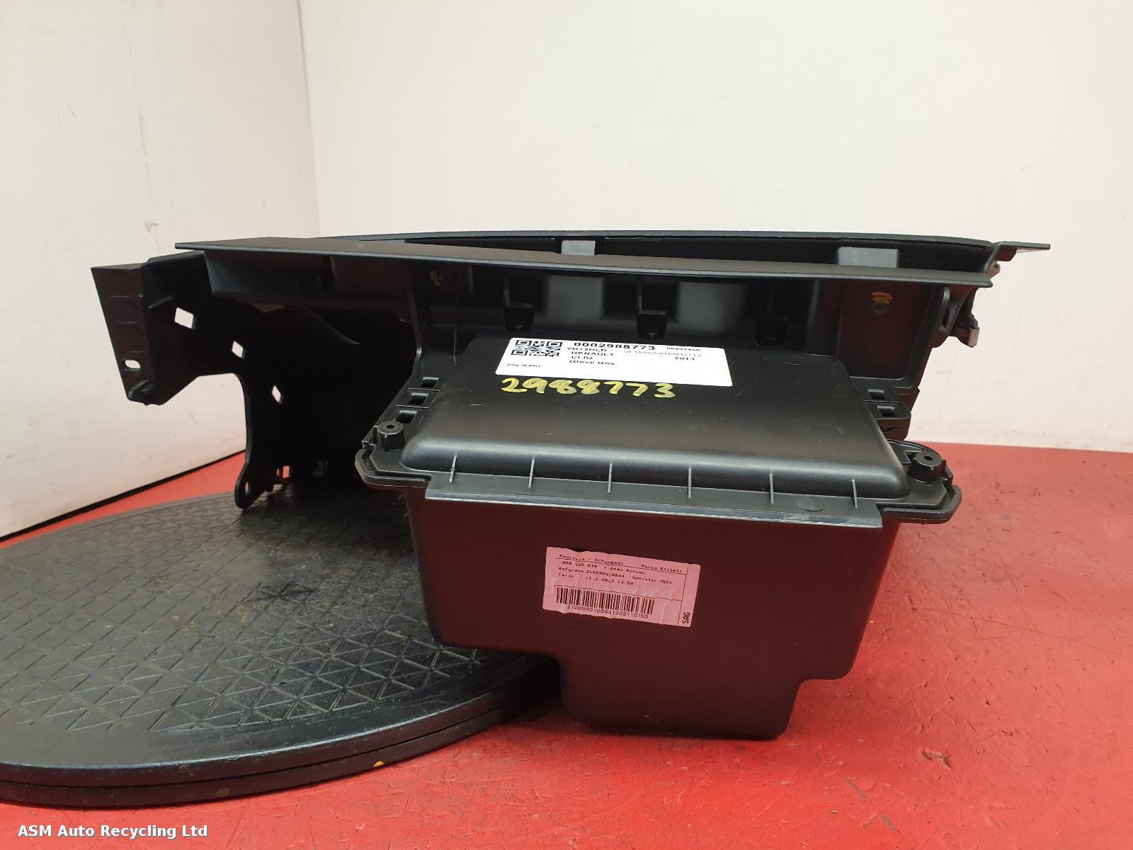 View Auto part Glove Box Renault Clio 2013