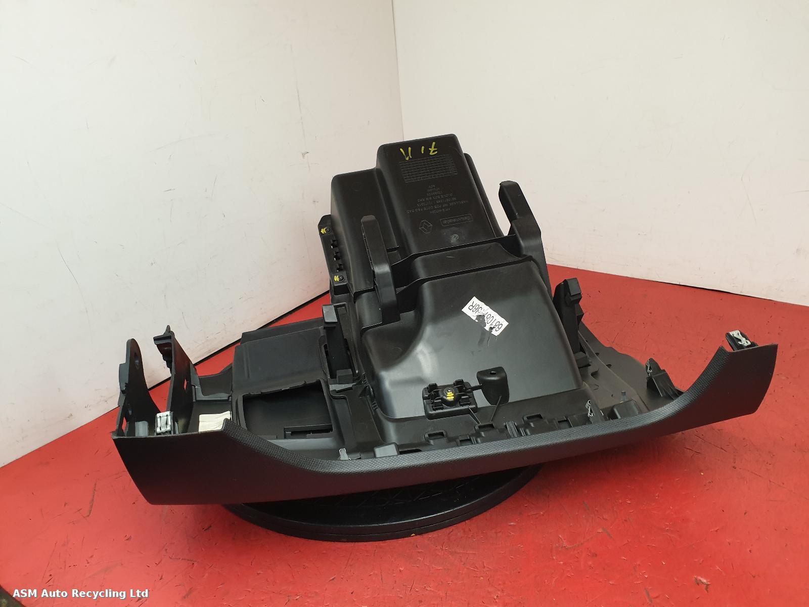 View Auto part Glove Box Renault Clio 2013