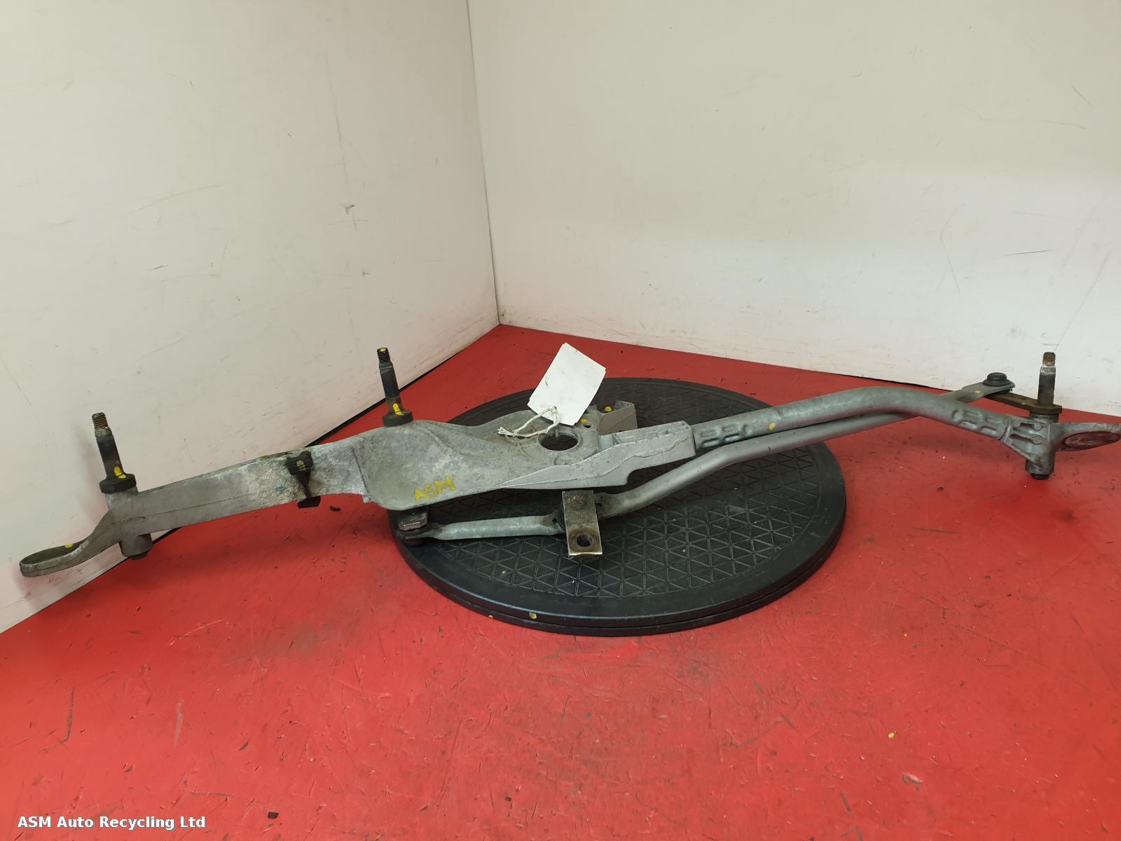 View Auto part Wiper Linkage Mercedes C Class 2009