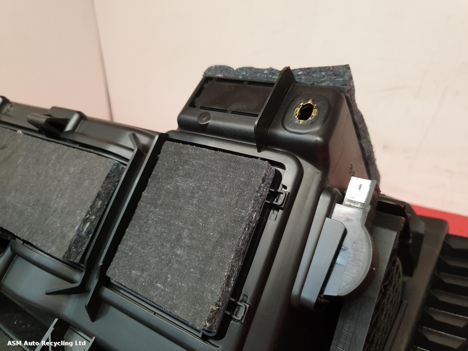 View Auto part Glove Box Audi A3 2023