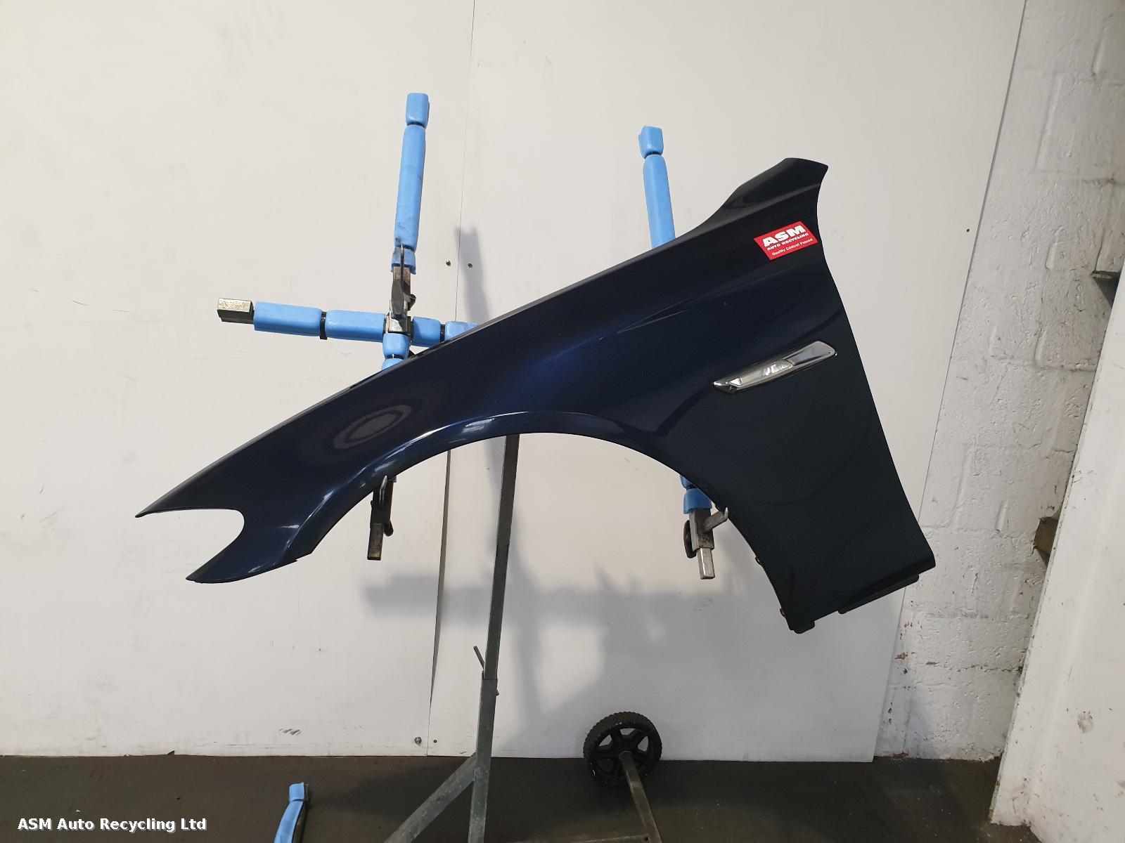 View Auto part L Wing Bmw 5 Series 2010