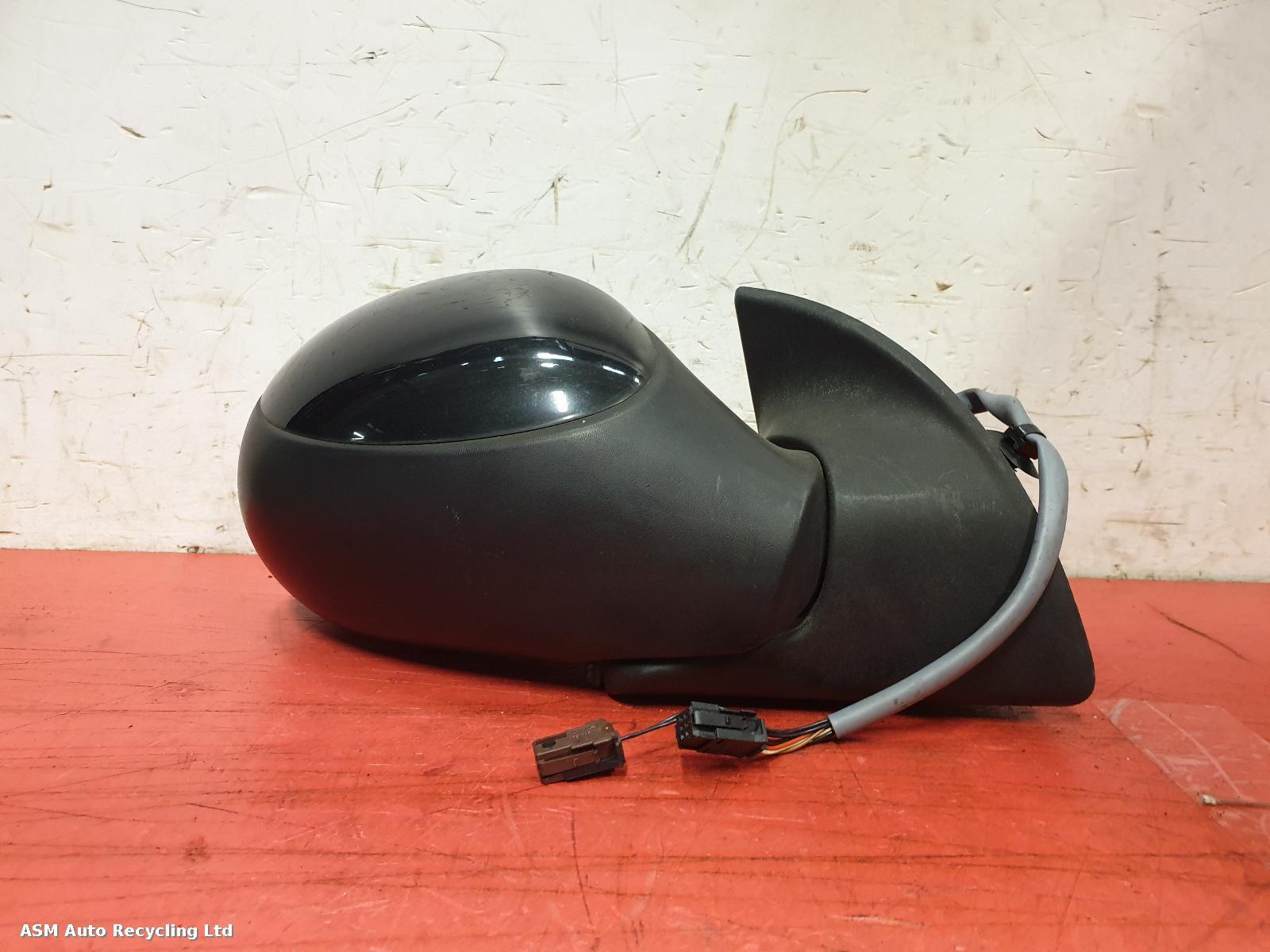 View Auto part R Door Mirror Peugeot 1007 2007