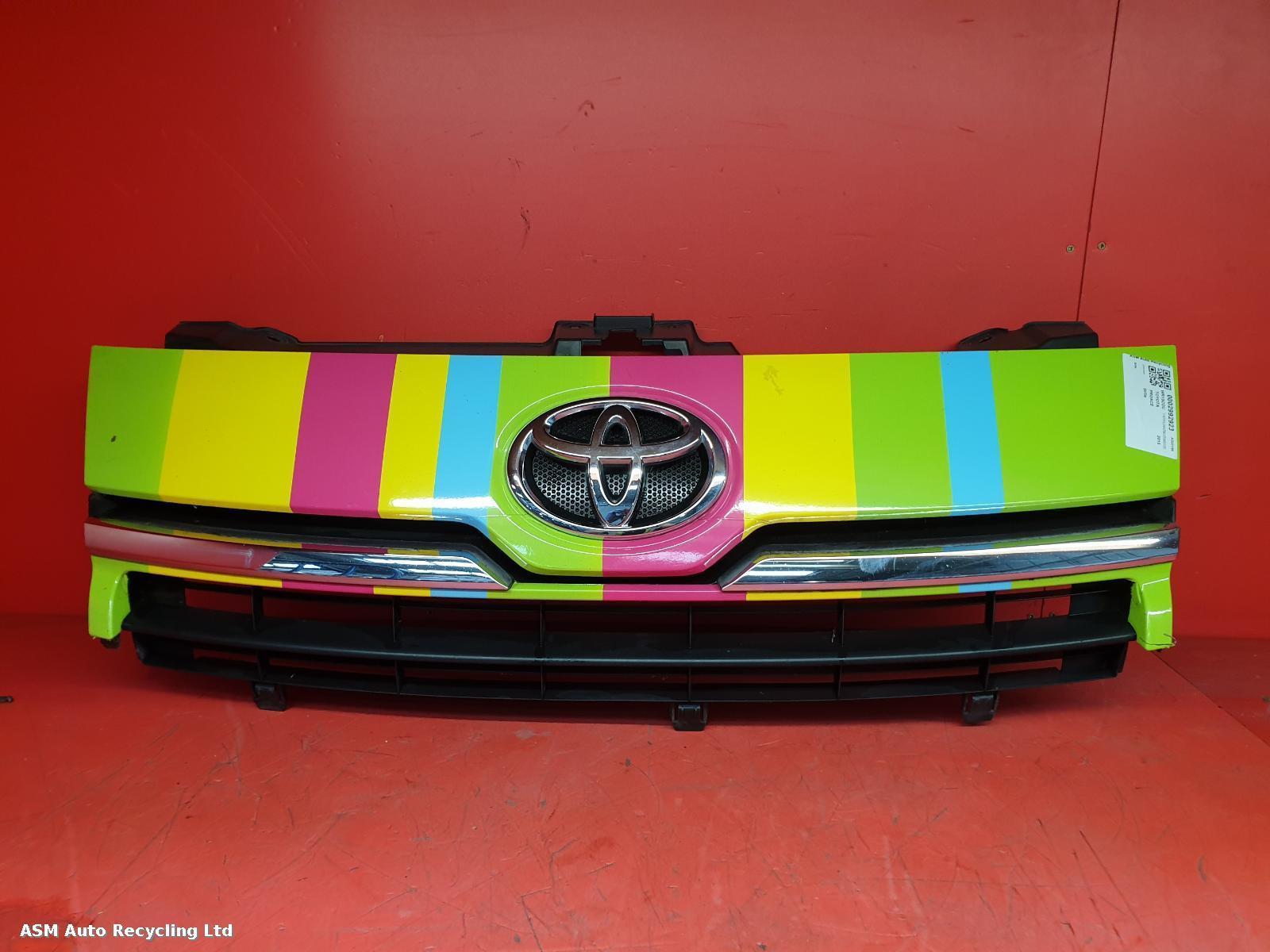 View Auto part Grille Toyota Proace 2015