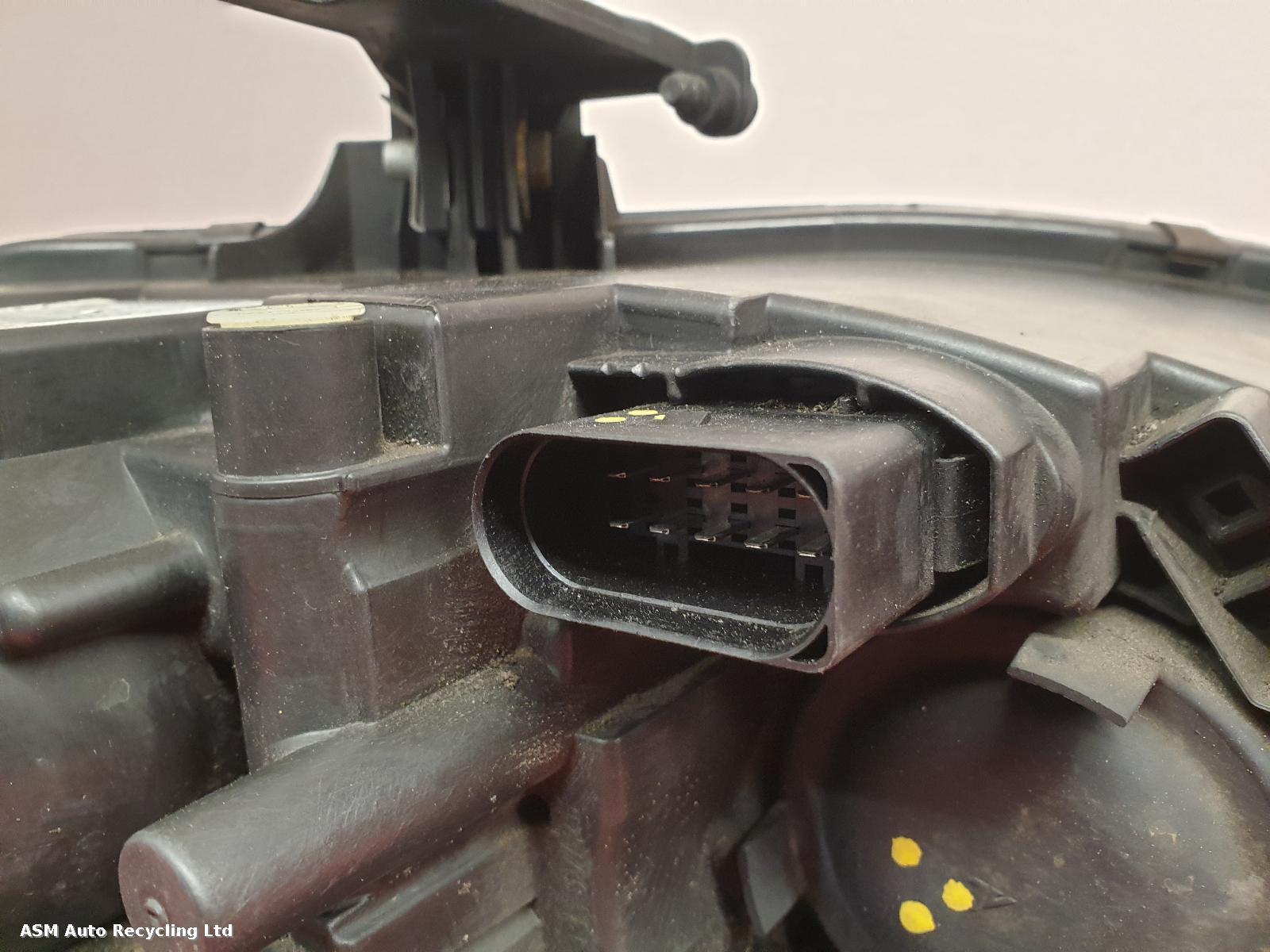 View Auto part L Headlamp Audi A4 2010