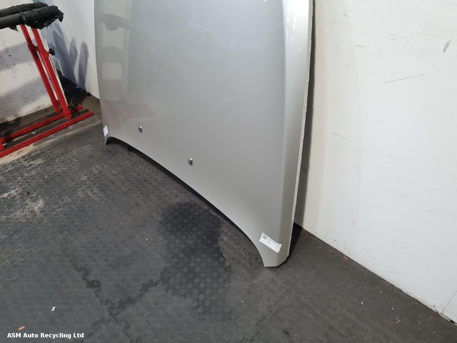 View Auto part Bonnet Bmw 6 Series 2005