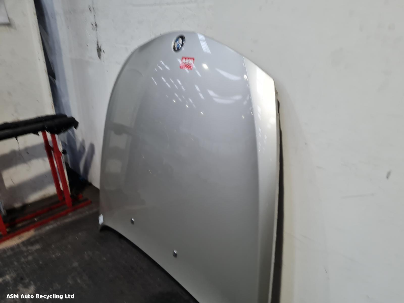 View Auto part Bonnet Bmw 6 Series 2005