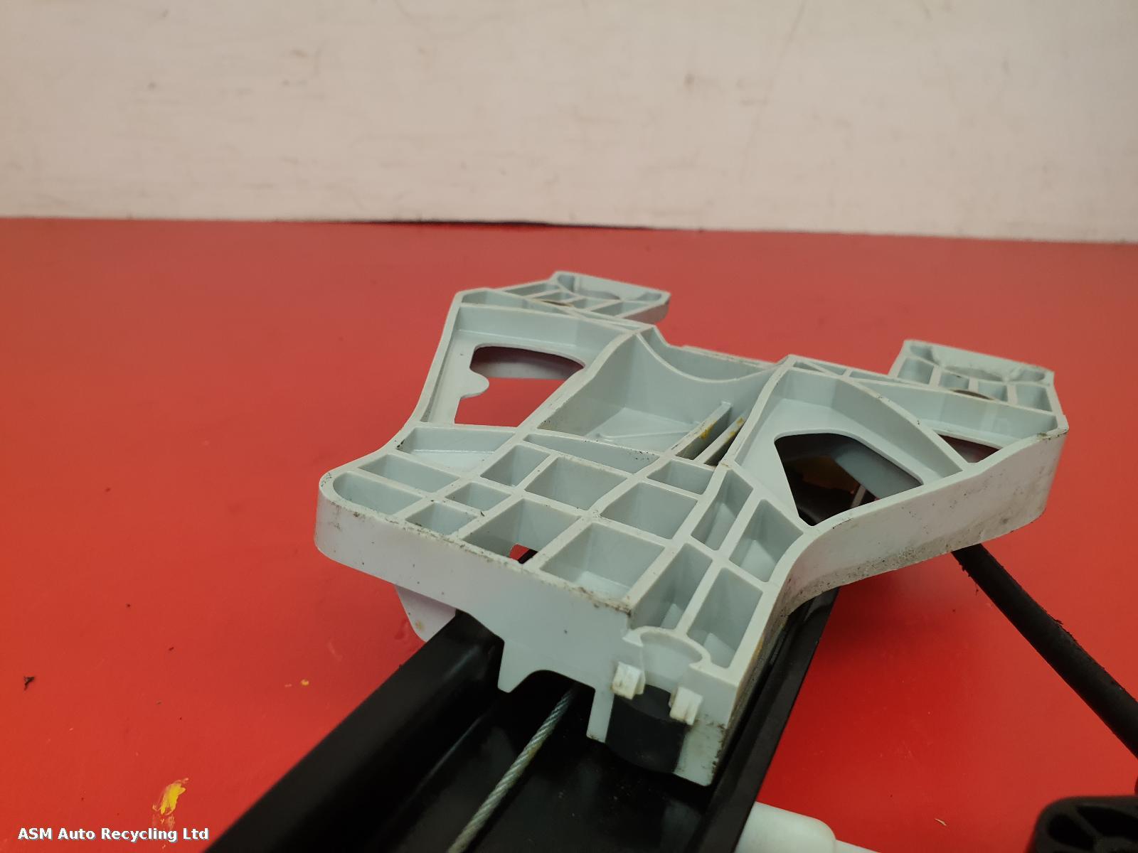 View Auto part RR Window Regulator Audi A6 2017