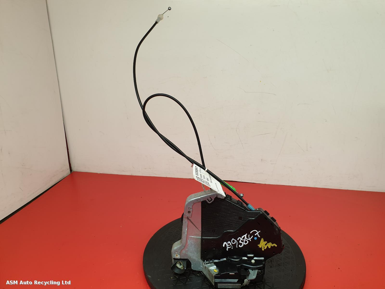 View Auto part Door Lock Assembly Toyota Verso 2010