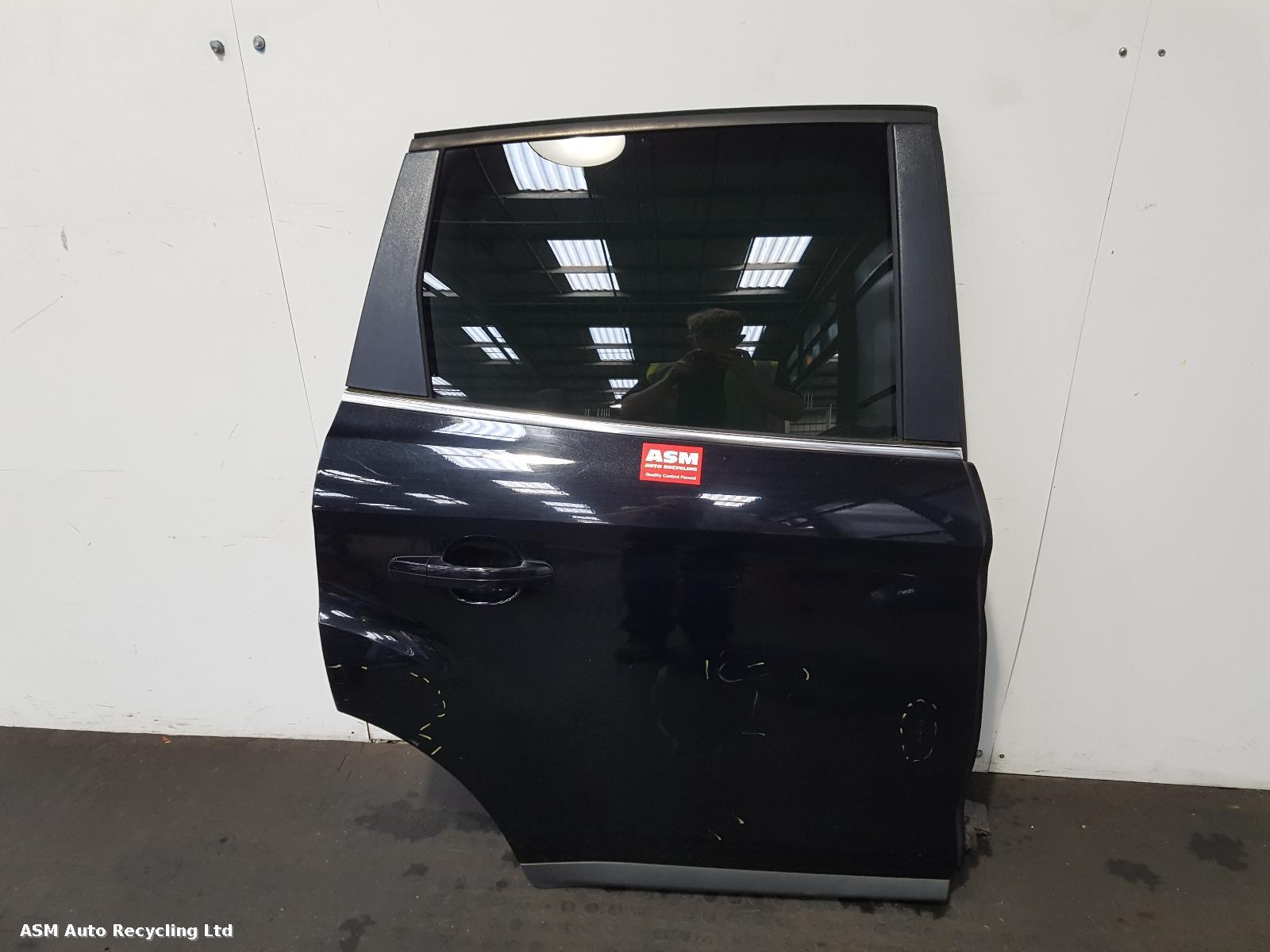 View Auto part R Rear Door Ford Kuga 2010