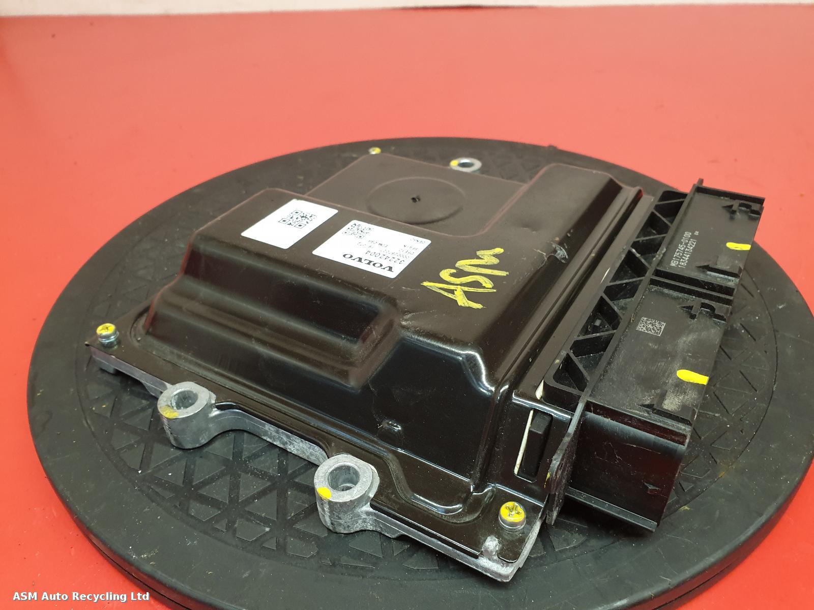 View Auto part ECU Volvo V90 2019