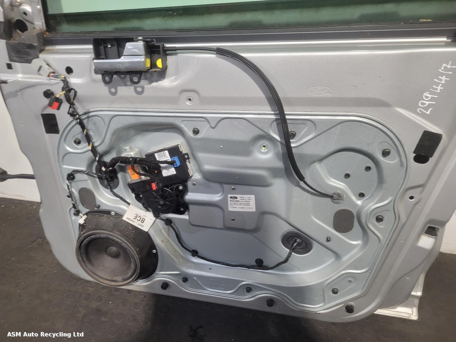 View Auto part R Front Door Ford Kuga 2010