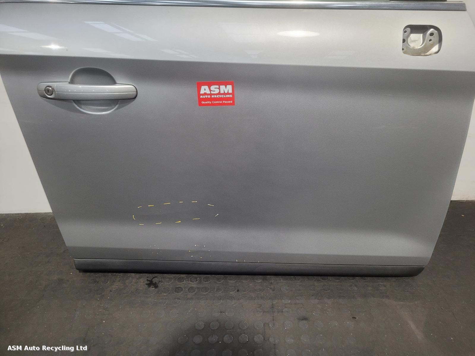 View Auto part R Front Door Ford Kuga 2010