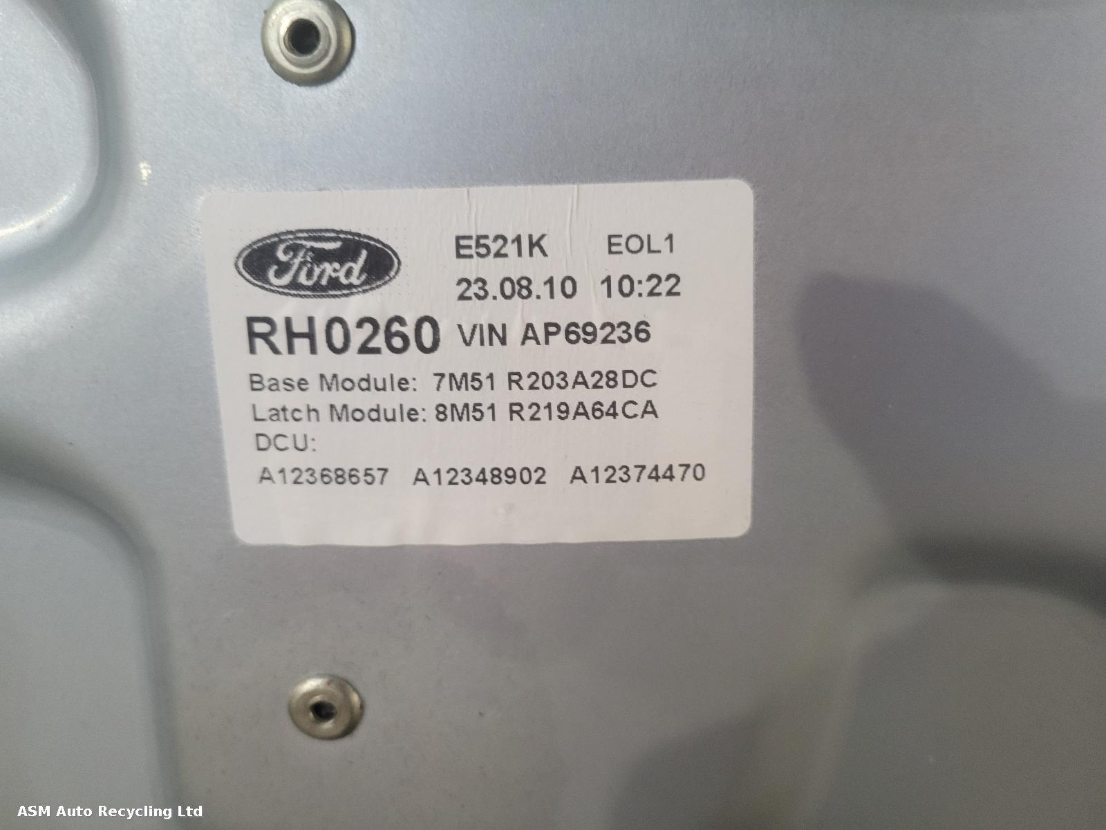 View Auto part R Front Door Ford Kuga 2010