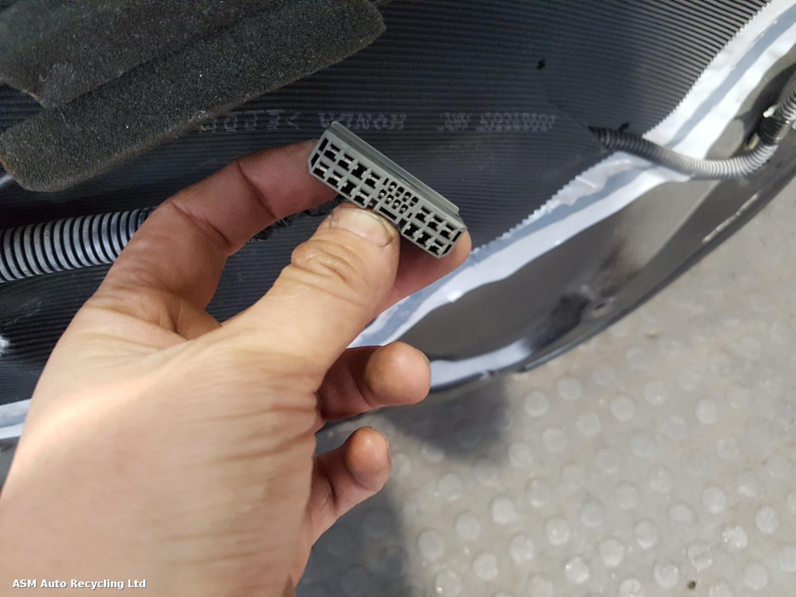 View Auto part R Front Door Honda Crv 2010