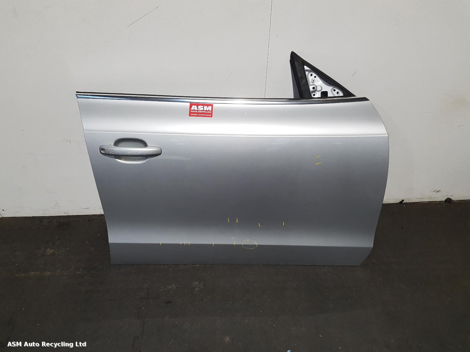 View Auto part R Front Door Audi A5 2009
