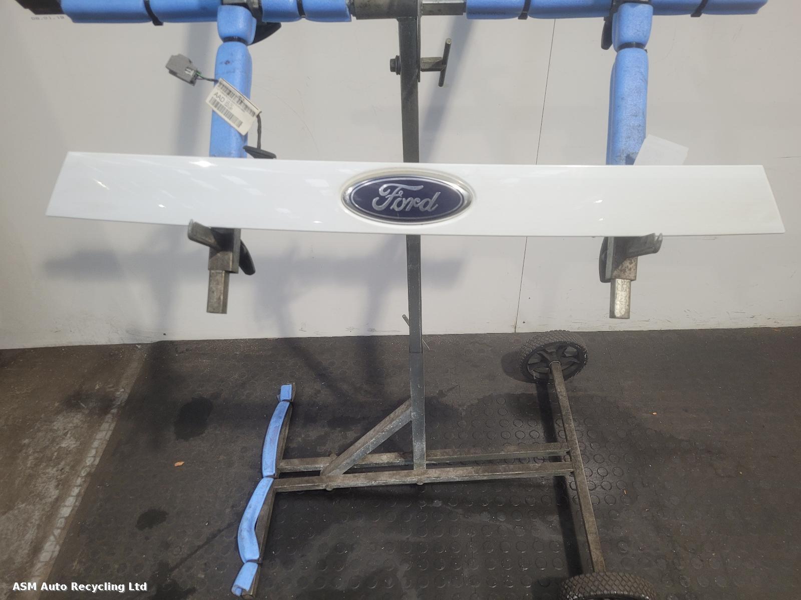 View Auto part Tailgate Handle Ford B Max 2015
