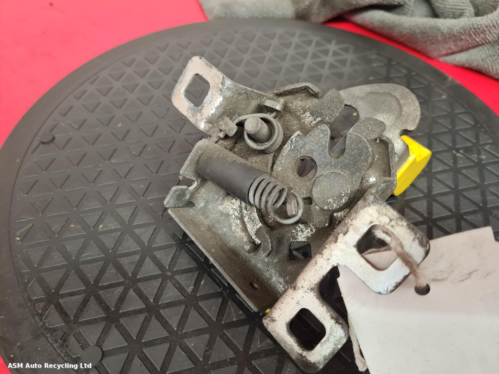 View Auto part Bonnet Latch Citroen Nemo 2016