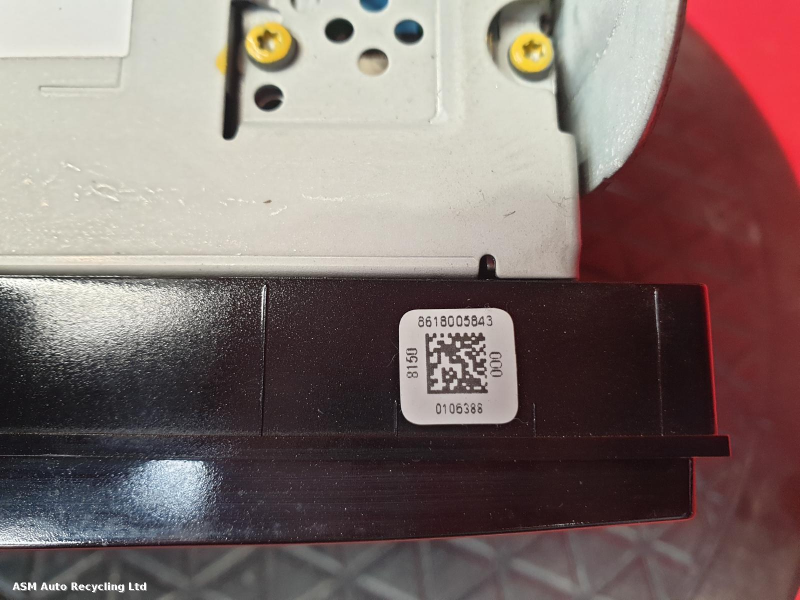 View Auto part A/V Equipment Nissan Juke 2014