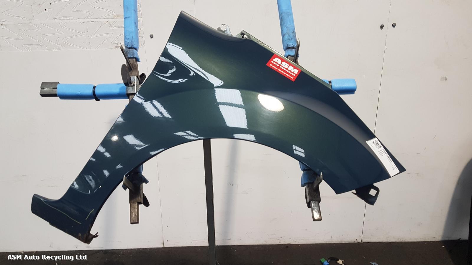 View Auto part R Wing Ford Fiesta 2008