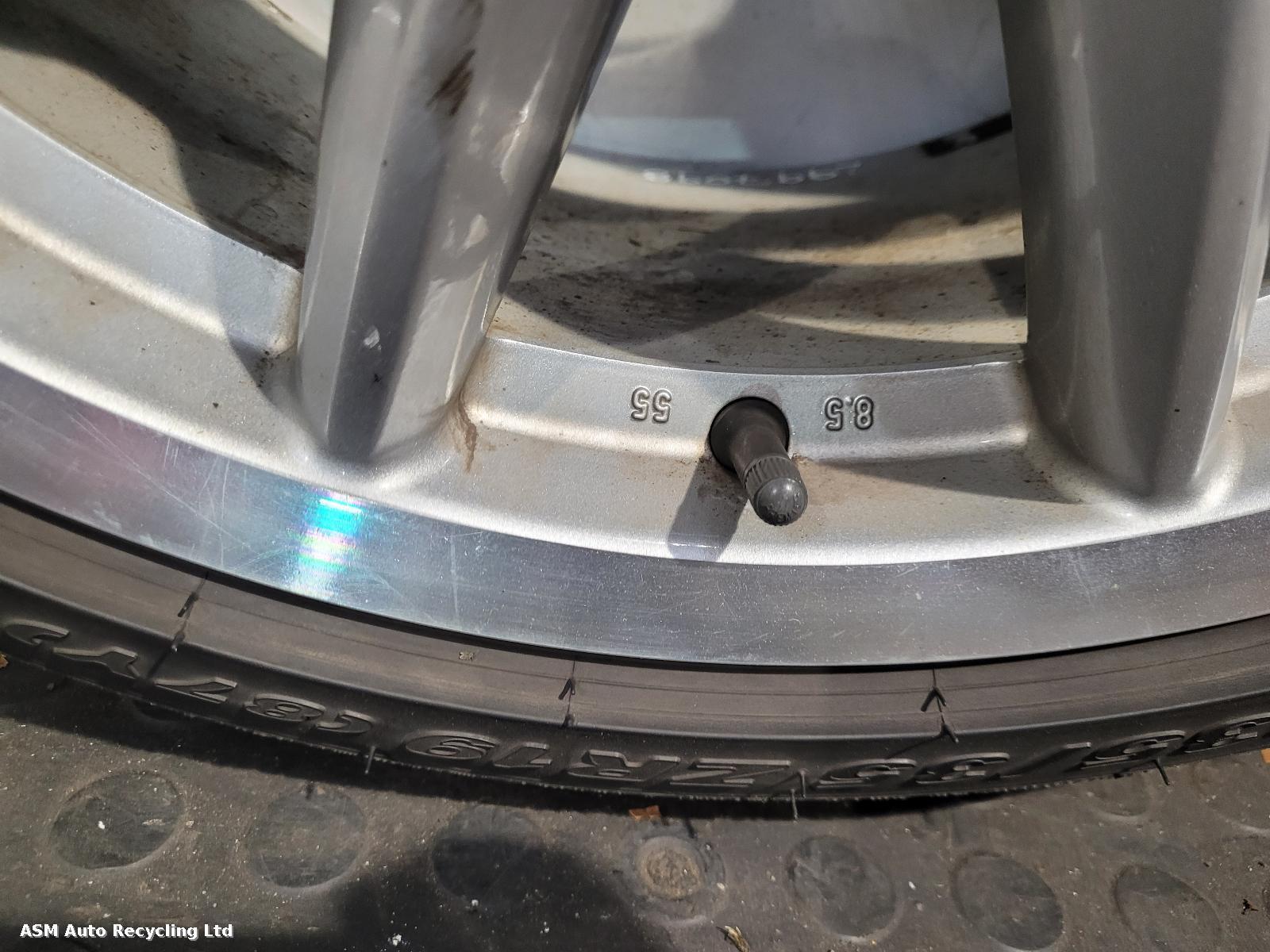 View Auto part Wheel Set Porsche Boxster 2007