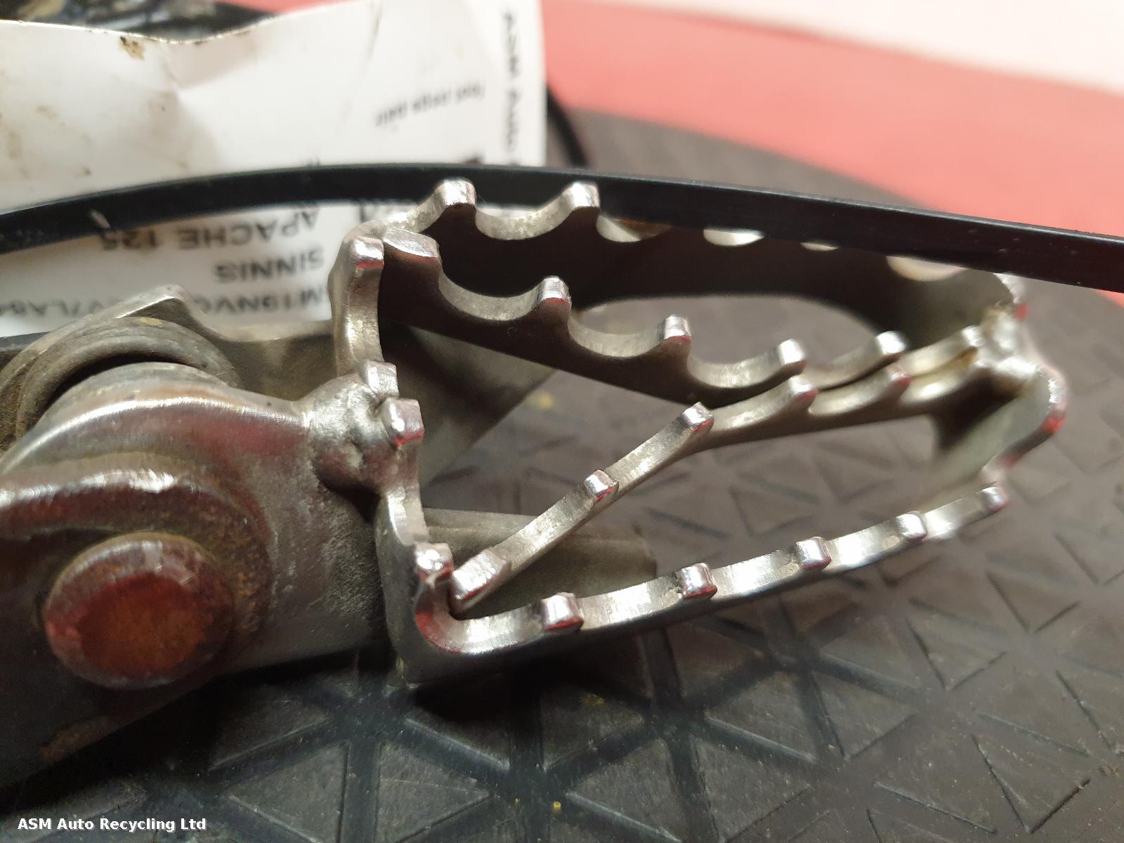 View Auto part Motorcycle Part Sinnis Apache 125 2019