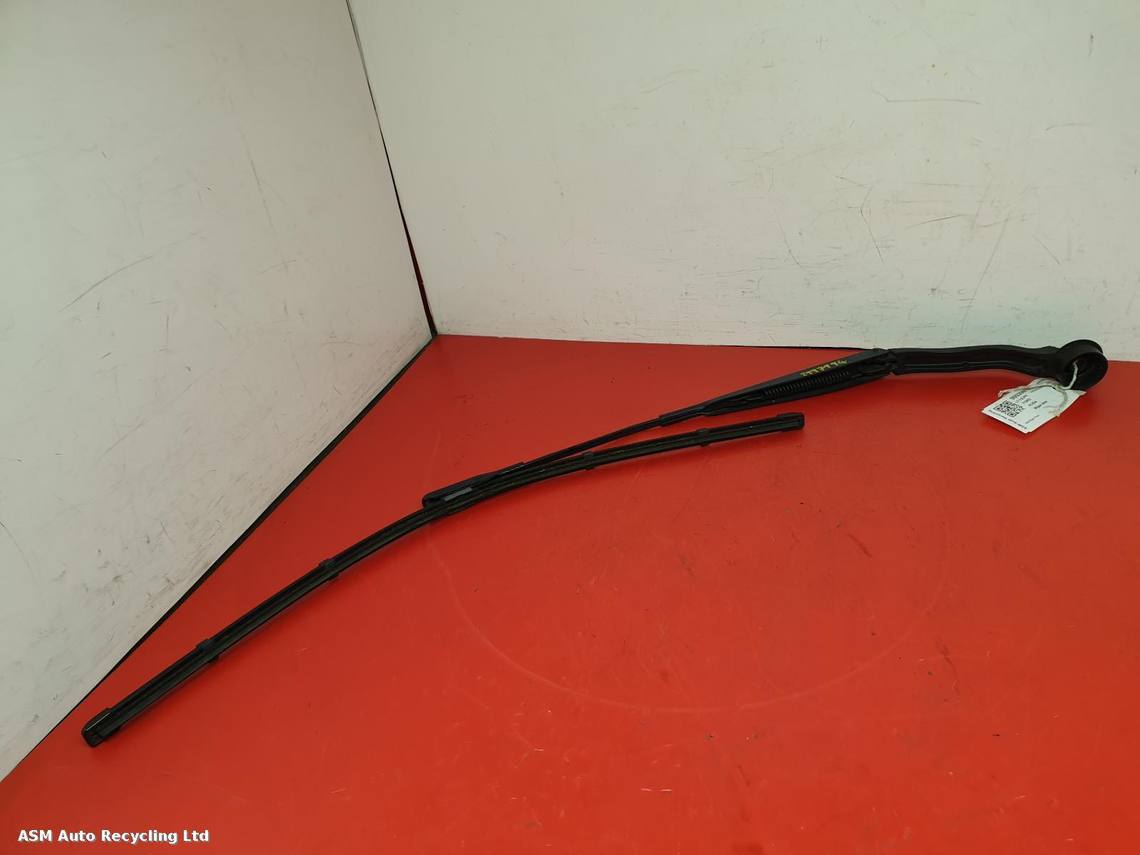 View Auto part Wiper Arm Ford Kuga 2015