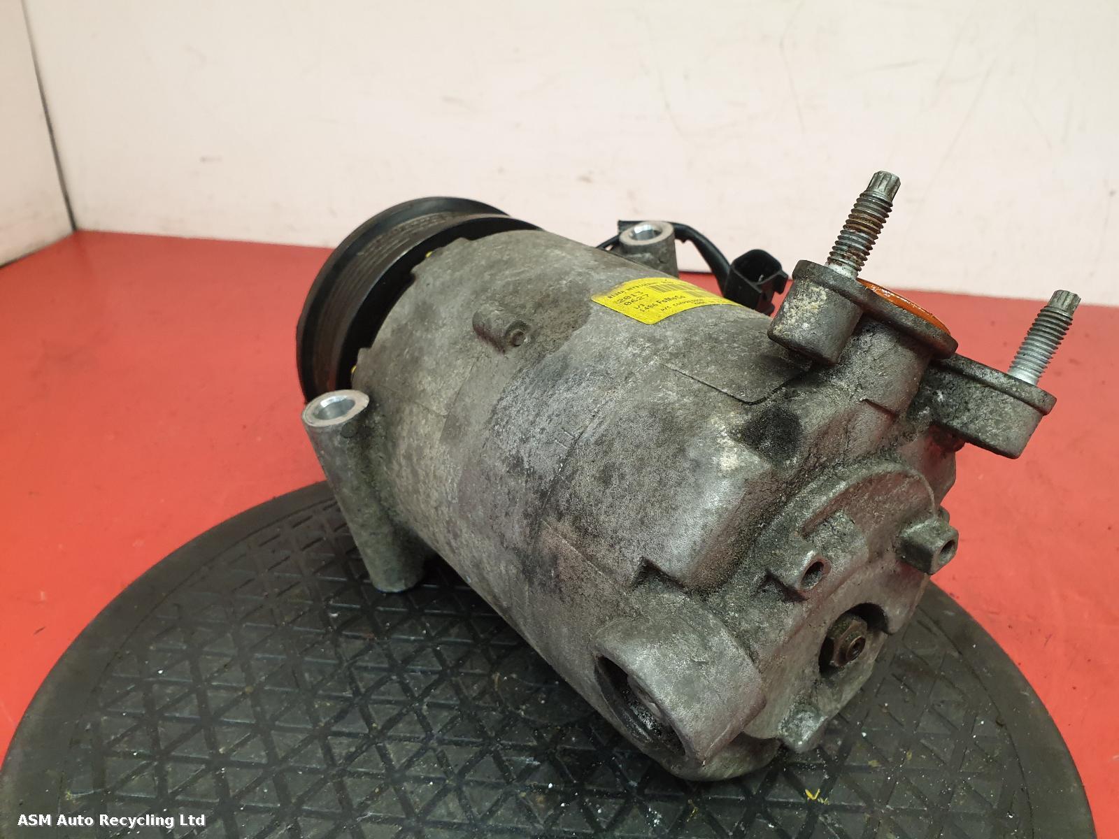 2013 Land Rover Range Rover Evoque Compressor View Auto part Compressor Land Rover Range Rover Evoque 2013