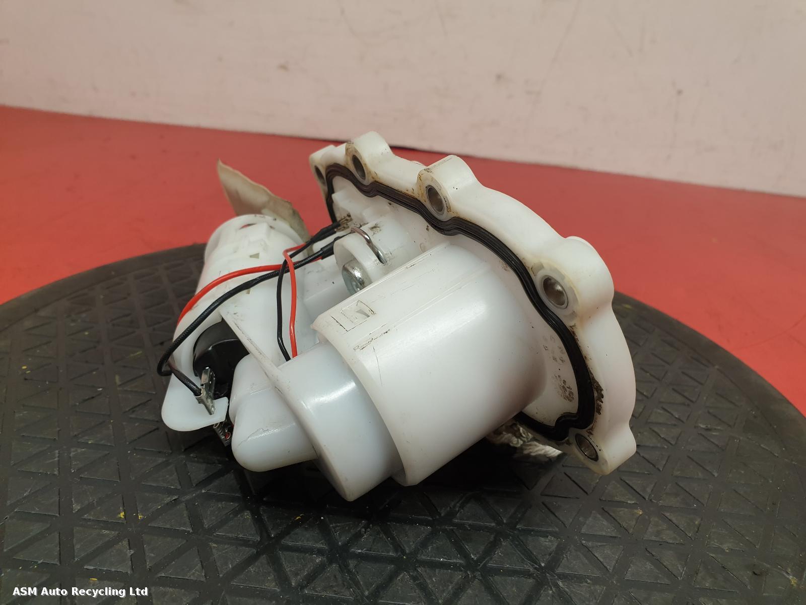 View Auto part Fuel Pump Lexmoto Isca 125 2020