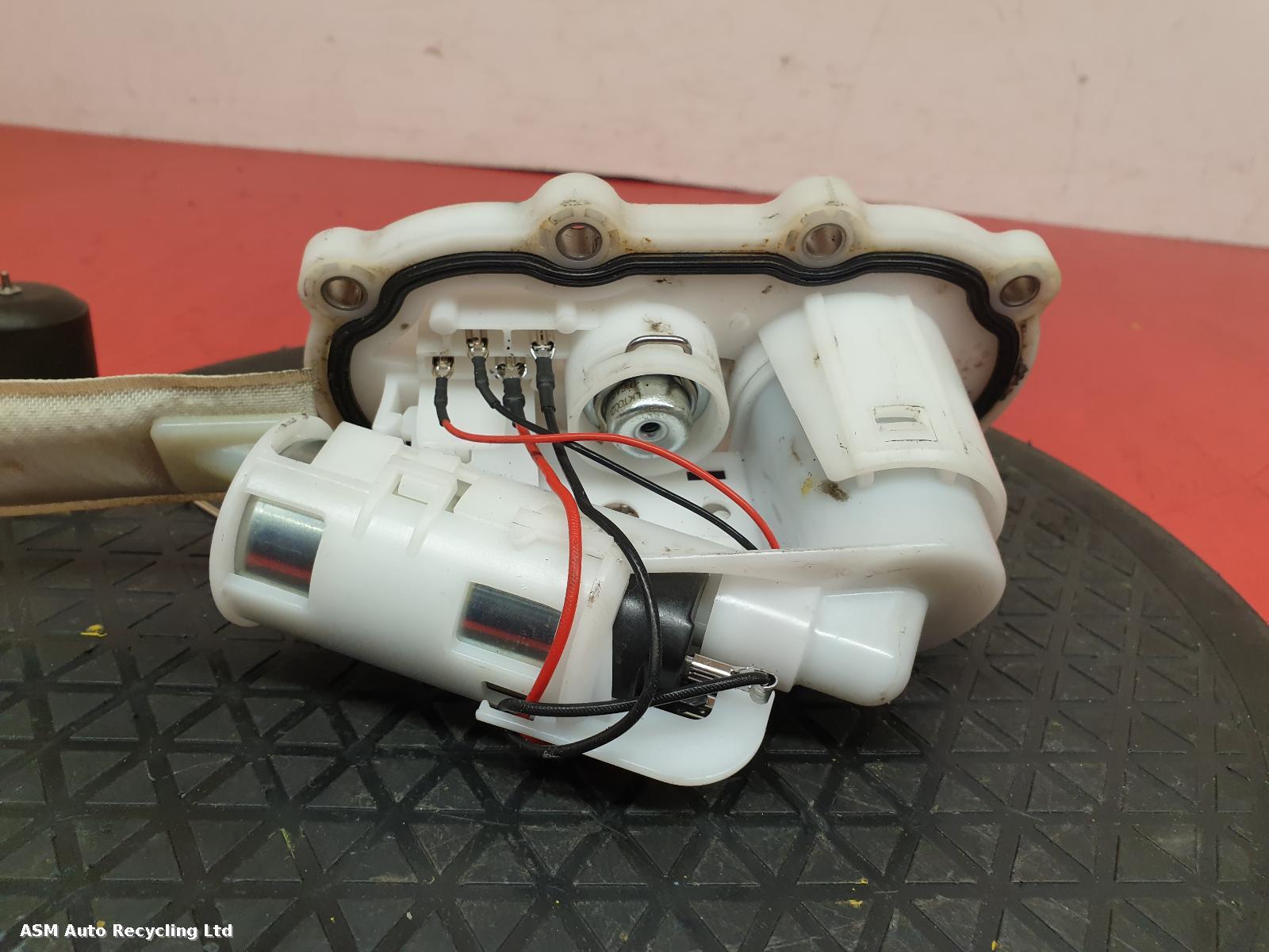 View Auto part Fuel Pump Lexmoto Isca 125 2020