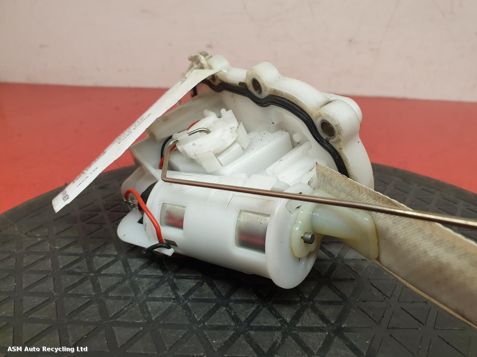 View Auto part Fuel Pump Lexmoto Isca 125 2020