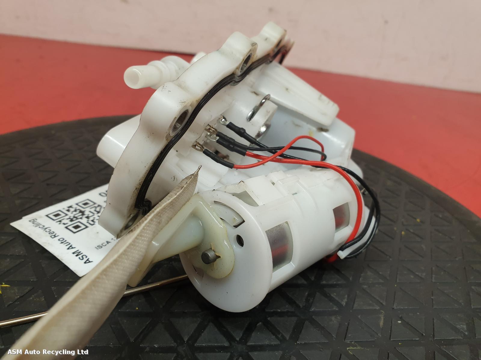 View Auto part Fuel Pump Lexmoto Isca 125 2020