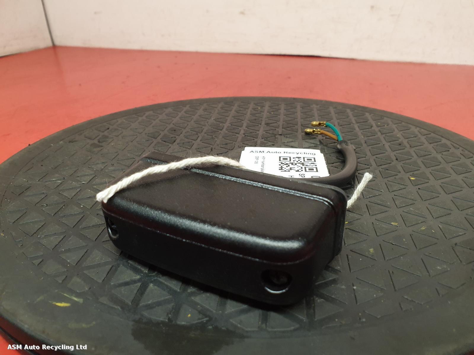 View Auto part Number Plate Lamp Honda Cbf125 2022