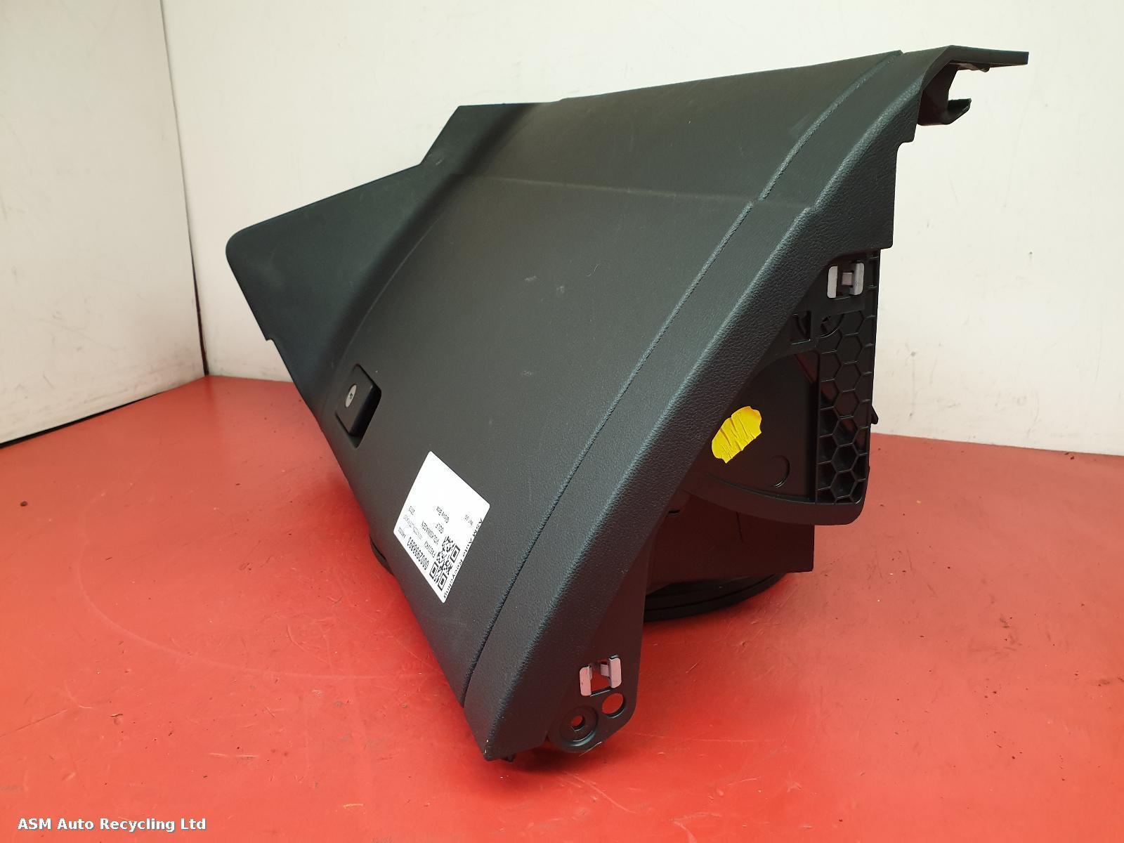 View Auto part Glove Box Volkswagen Golf 2013