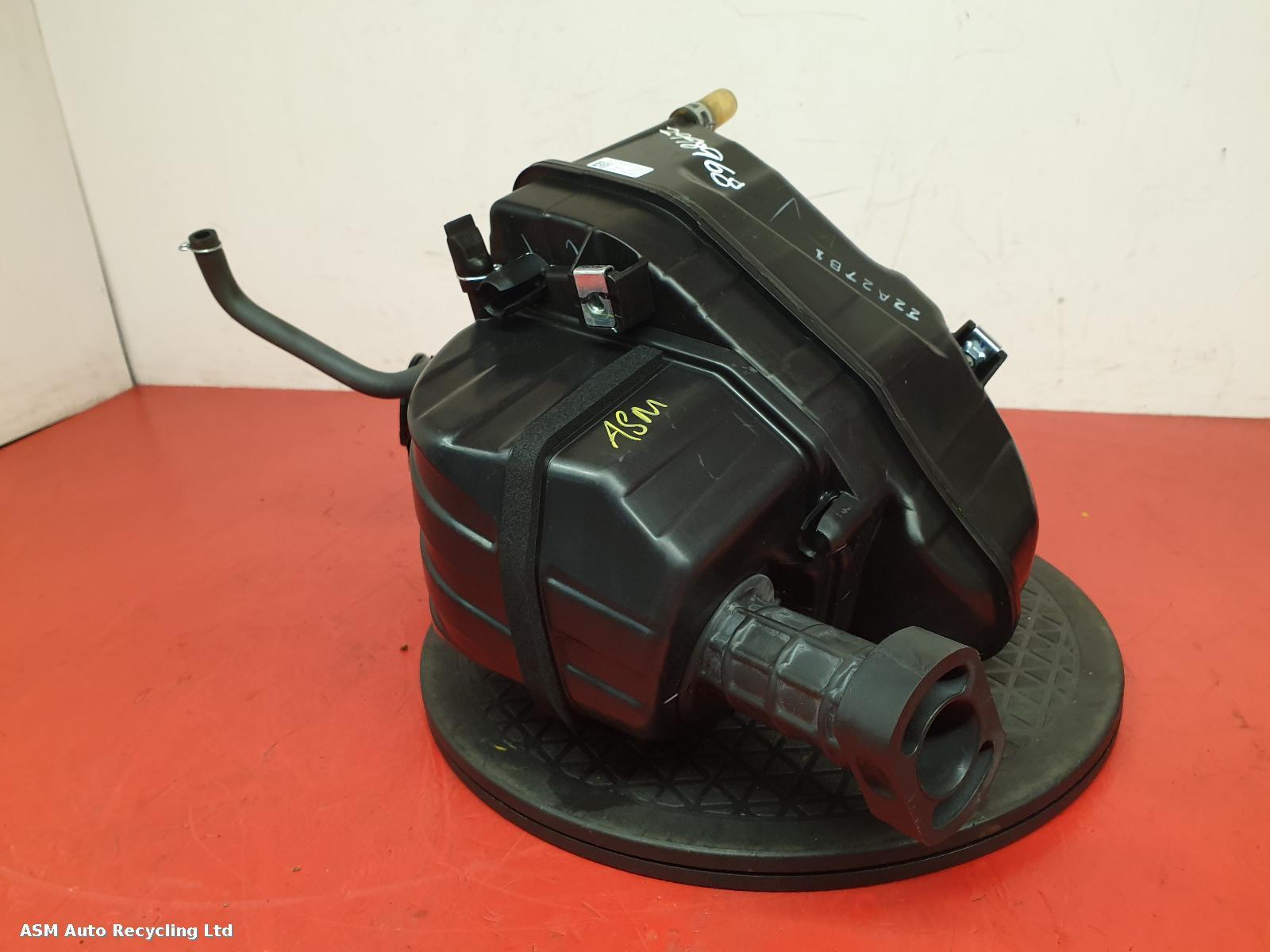 View Auto part Air Cleaner/Box Honda Cbf125 2022